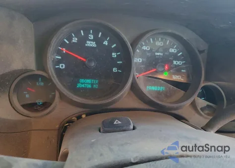 2011 Chevrolet Silverado C1500 z USA, uszkodzony, nr VIN 1GCRCPEA4BZ334040